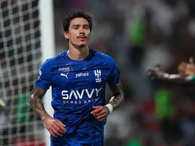 Sốc: Al Hilal ‘đuổi’ Darwin Nunez ngay sau khi chiêu mộ Benzema, tiền đạo Uruguay sắp về Fenerbahce