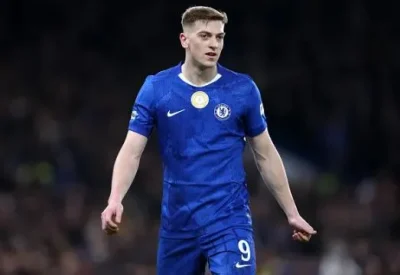 Chuyên gia nổi tiếng chỉ trích: Liam Delap phạm sai lầm chết người khi chọn Chelsea thay vì MU 1