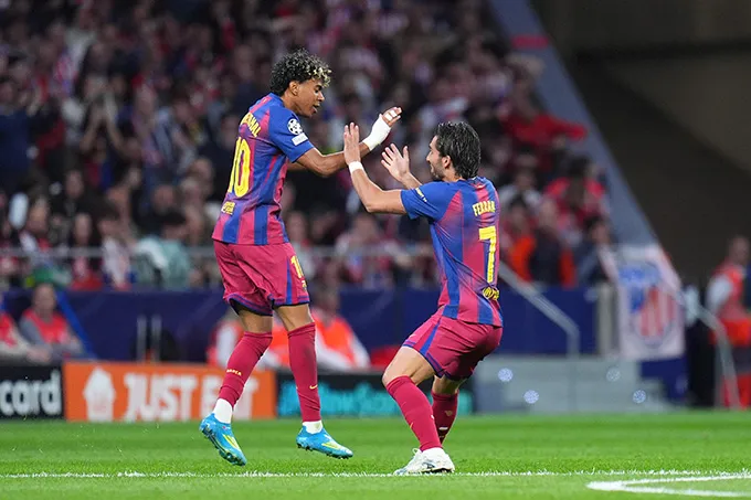 Yamal có xuất sắc đến mấy cũng không "gánh" nổi "FC thẻ đỏ" Barca